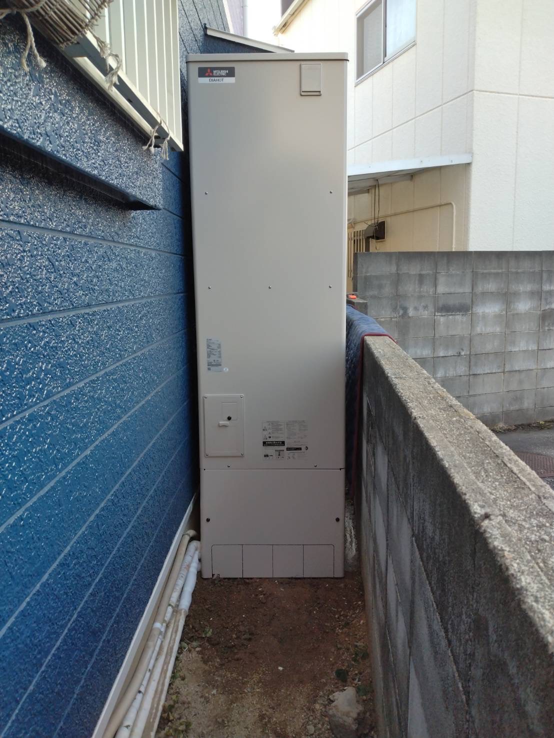 20250520明石市A温水器からエコキュート交換